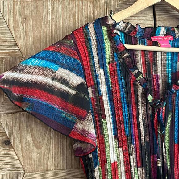 Sunny Leigh Women's Multicolor Striped Top Size PXL Bohemian - Picture 3 of 7